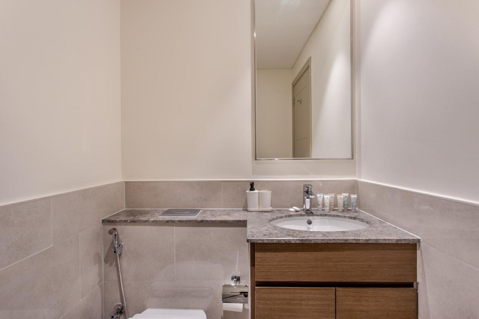 Apartment 65th High Floor - 4 Bedroom With Opera, Fountain & Burj Khalifa View - Downtown - Tower 1 By Stayfinity For Max 9 Guests